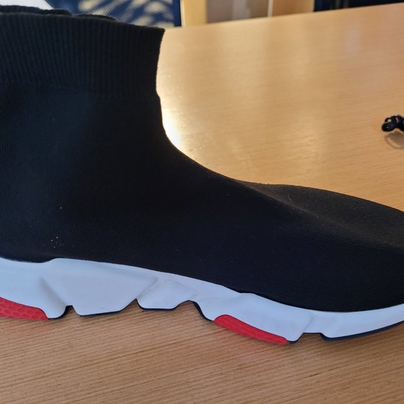 Balenciaga sock trainer sneaker unisex size 7 men 9 women